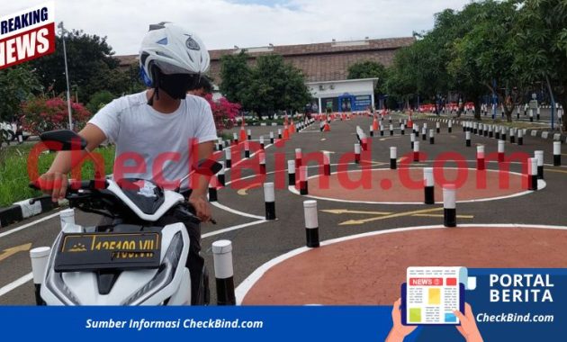Jangan Khawatir, Polda Metro Jaya baru saja ngasih kabar gembira buat kalian yang SIM-nya kedaluwarsa pas libur panjang Waisak 2025! Jangan Khawatir, Polda Metro Jaya baru saja ngasih kabar gembira buat kalian yang SIM-nya kedaluwarsa pas libur panjang Waisak 2025!